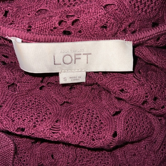 Ann Taylor loft burgundy lace blouse - Picture 2 of 6